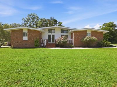 2405 Hillford Dr