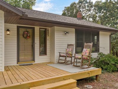 525 Cedar Hill Lane