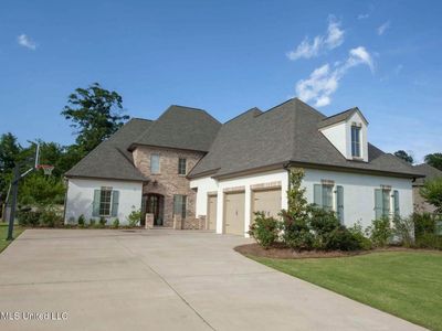 100 Brittany Ct