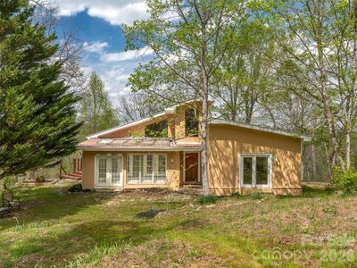76 Raven Rock Ln