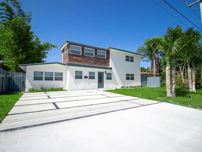 1321 NE 14th St