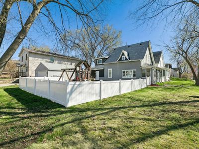 885 Case Ave
