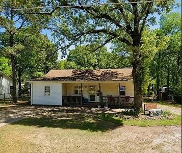 Property at 204 Delmont Ave, Sherwood, AR