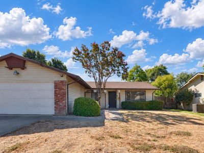 9120 Feather River Way