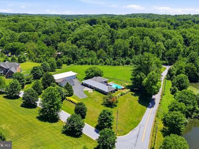 875 Locust Grove Rd