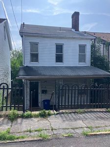 215 Amabell St