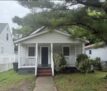 1124 West Ave