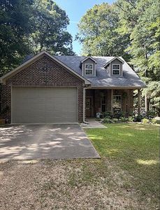 127 Hancock Rd
