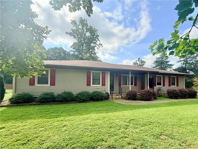 107 Stonebrook Dr