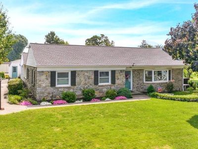 47 Queen Rd