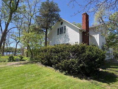 902 N Lake Shore Dr