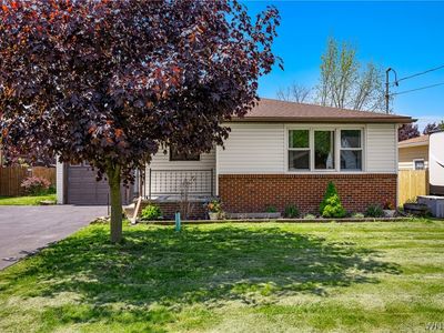 Property at 352 Seneca Pl, Lancaster, NY