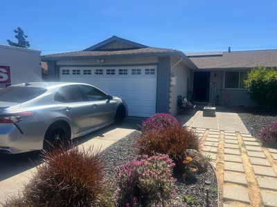 725 San Pedro St