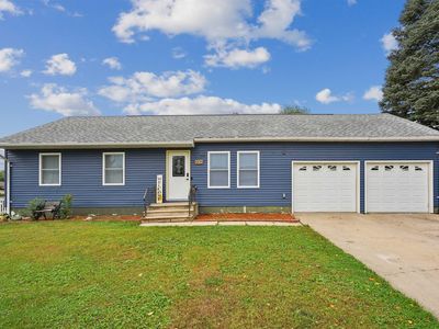 908 3rd Ave SW