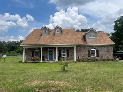 107 Rosewood Dr