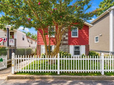 86B Edgewater Park #86