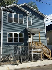 41 Gladstone St