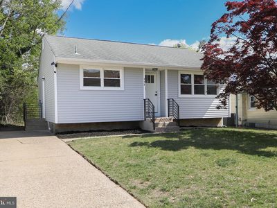 448 Roosevelt Ave