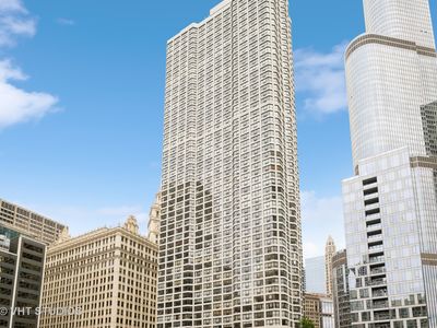 405 N Wabash Ave UNIT 807