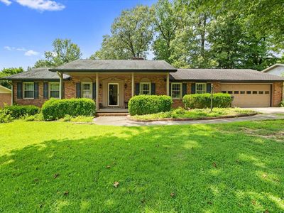 1805 Forest Acres Dr