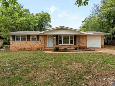 2611 Trail Ridge Rd NW