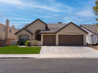 1735 Navarre Ln