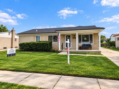 15270 Cambridge Dr