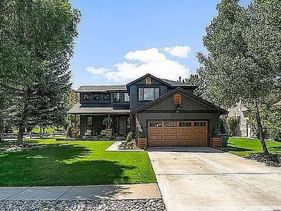 17 Saint Andrews Cir