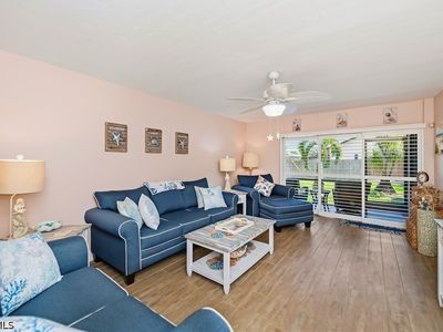 5255 Coronado Pkwy APT 4