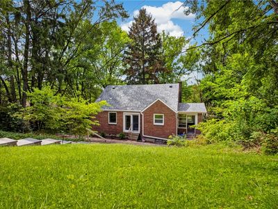 217 Curry Hollow Rd
