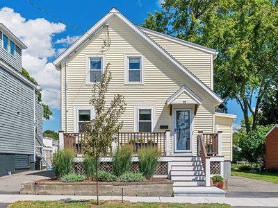 32 Crescent Ave