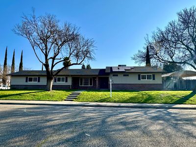 6701 Toluca Ave
