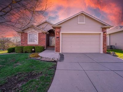 118 N Castle Rock St