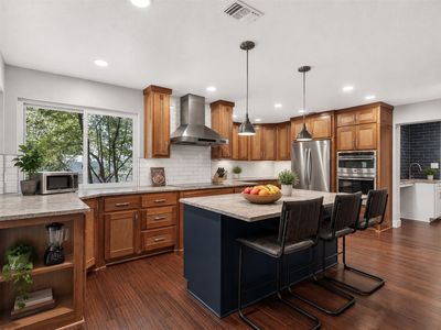7733 Woodside Hl