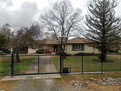 1716 G St