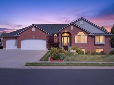 1848 N 1775 W