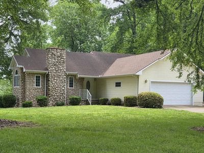 85 Boone Dr