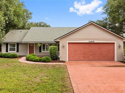 11415 Tuscarora Ln