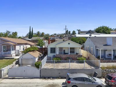 623 Philippine St