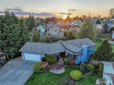 2541 Crescent Street