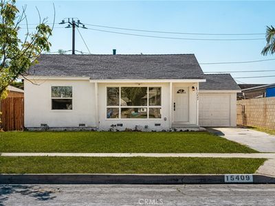 15409 Dumont Ave