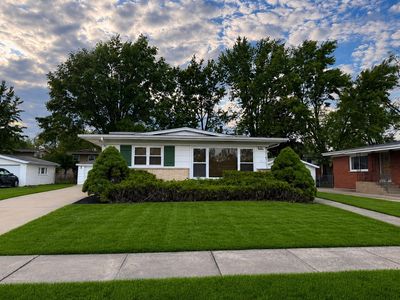 244 N Park Dr