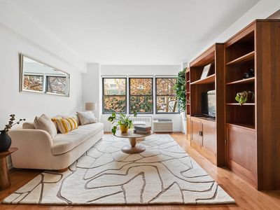 120 E 36th St APT 6H