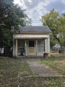 Property at 1417 Park St, Kerrville, TX