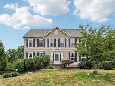 8042 Woodcreek Dr