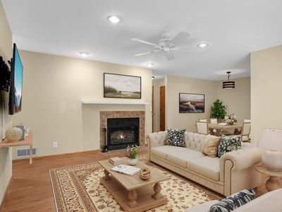 4361 Buckingham Ct #1207
