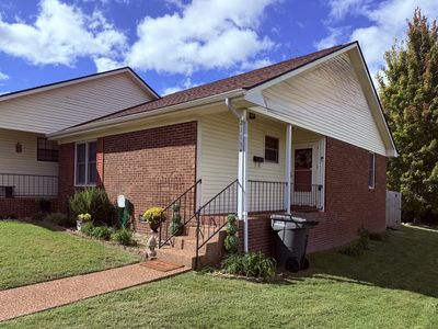 2115 Mockingbird Ln APT A