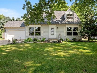 106 W Amie Ave