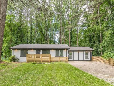 2806 Hedgewood Dr NW