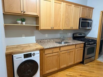 402 Grand St Unit 401